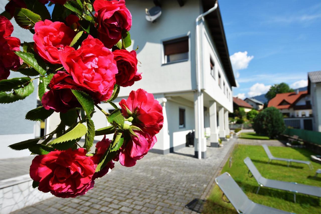 Alpenblick - Modernes Und Grosszuegiges Apartment Филлах Экстерьер фото